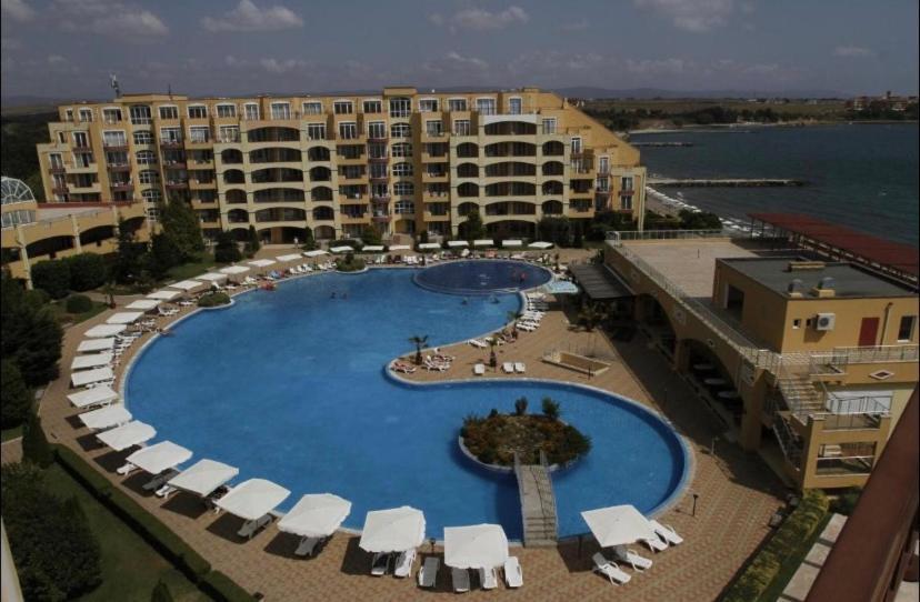 Midia Grand Resort, Ахелой Екстериор снимка