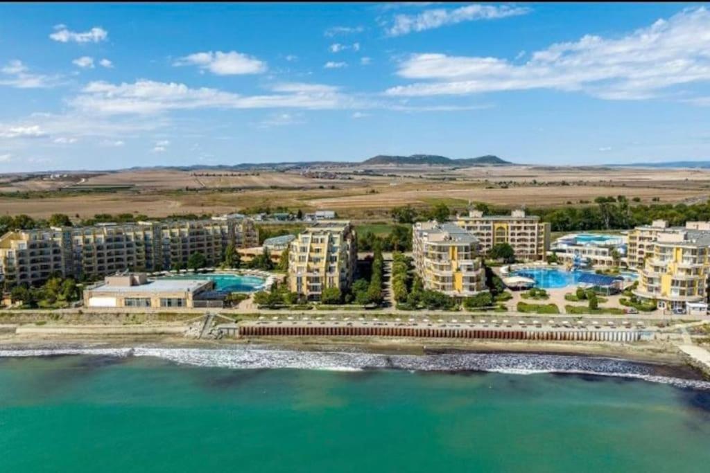 Midia Grand Resort, Ахелой Екстериор снимка