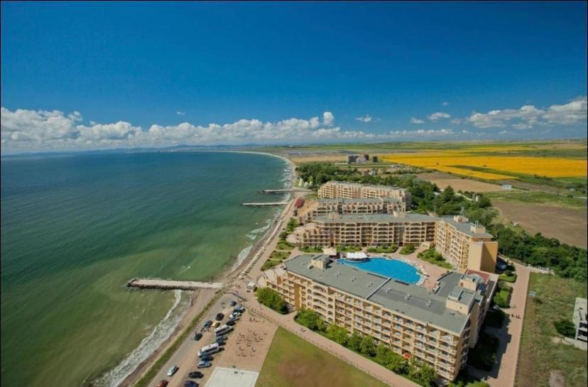 Midia Grand Resort, Ахелой Екстериор снимка